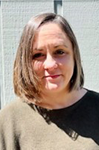 Photo of Suzanne Thomas